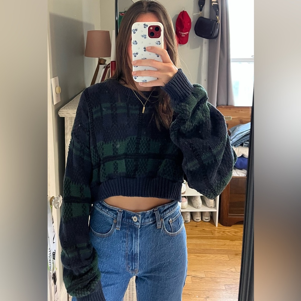 Brandy Melville Sweater